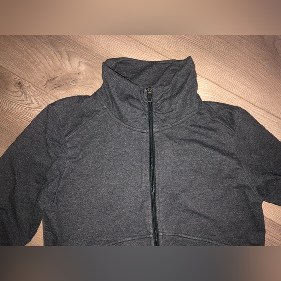 Patagonia Women’s Swell Belle Full Zip Fleece Jacket Size M Black Pockets Casual - Picture 3 of 12
